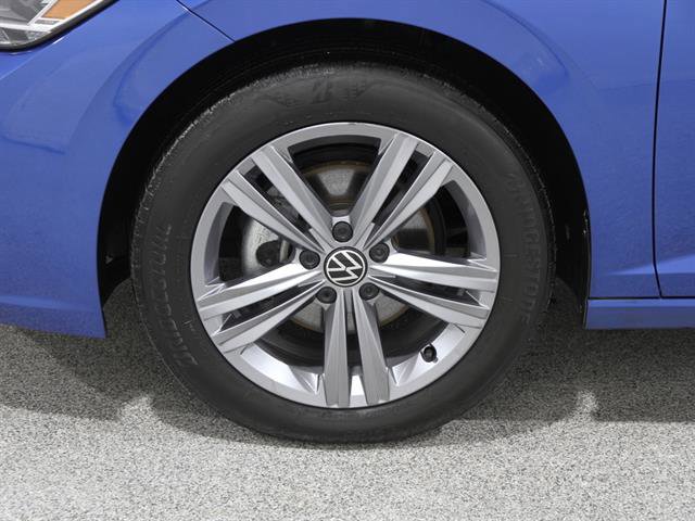 Certified 2023 Volkswagen Jetta SE w/ Panoramic Sunroof Package image 20