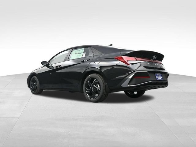 Used 2026 Hyundai Elantra Sport FWD image 34