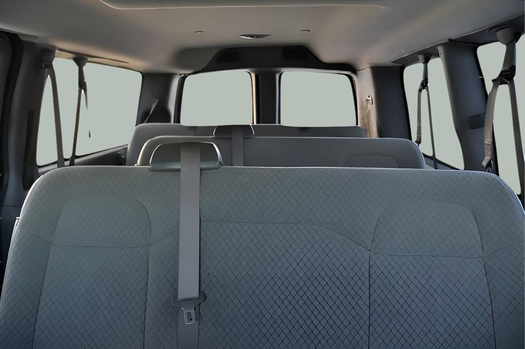 Used 2021 Chevrolet Express 3500 LT w/ LT Preferred Equipment Group RWD image 17