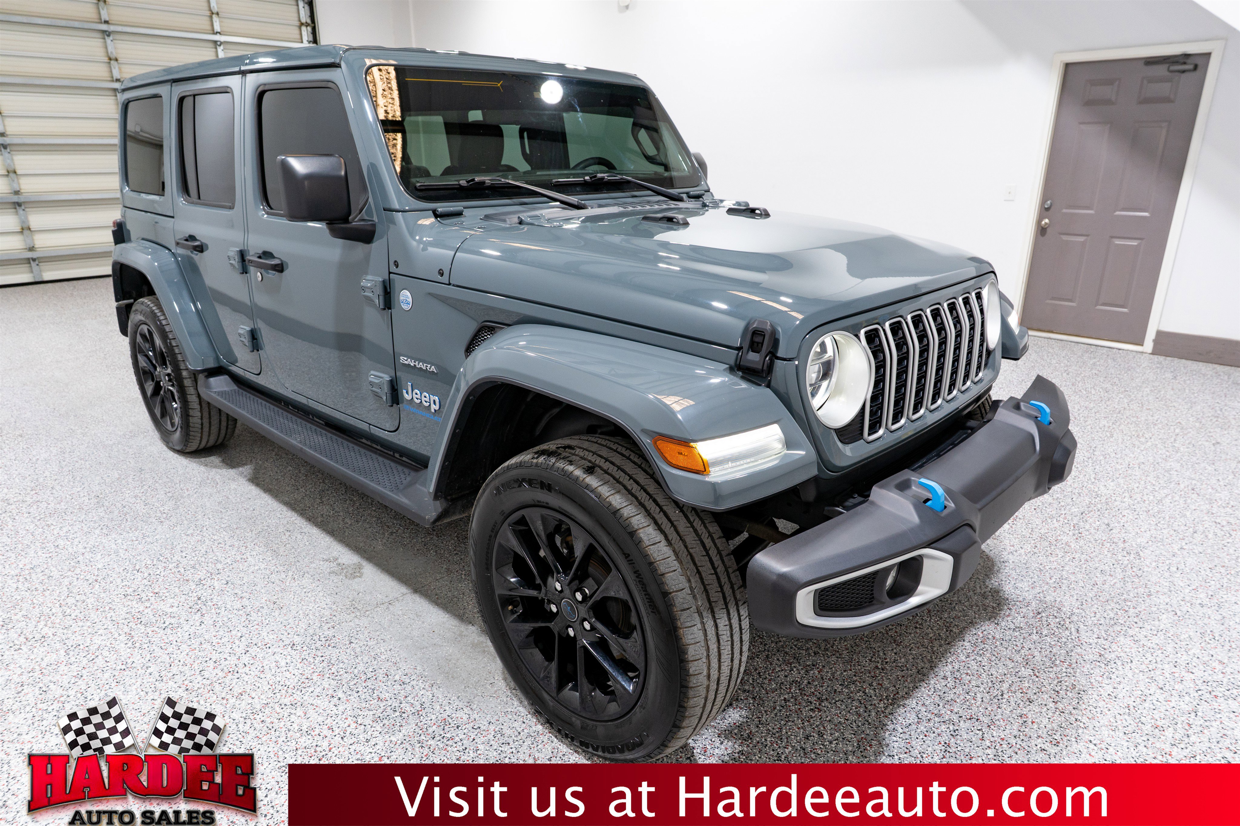 Used 2024 Jeep Wrangler Sahara w/ Safety Group AWD/4WD image 6