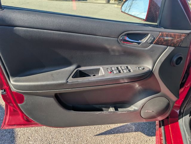 Used 2015 Chevrolet Impala LTZ image 7