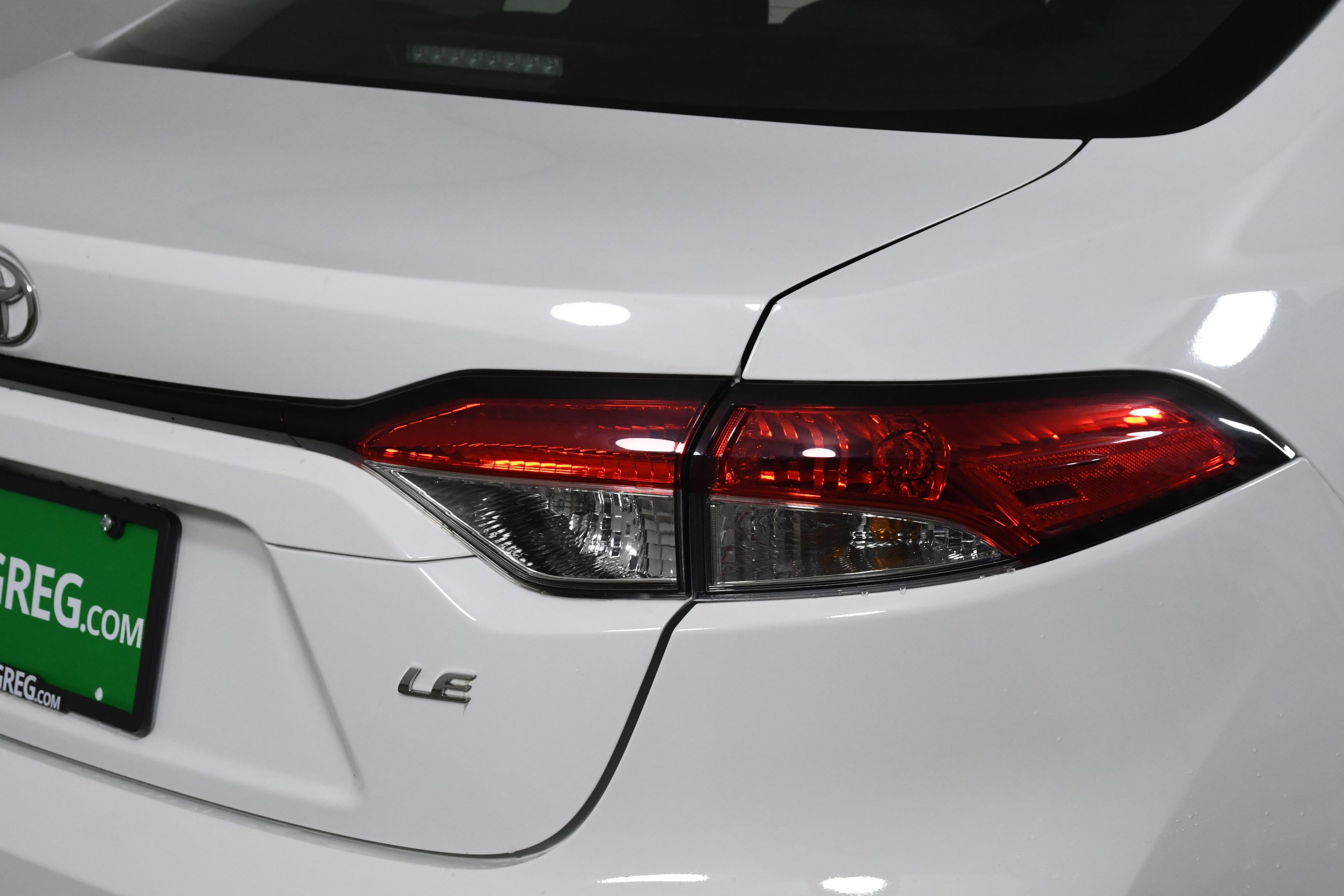 Used 2021 Toyota Corolla LE image 31