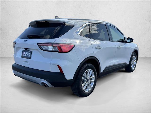 Used 2022 Ford Escape SE FWD image 4