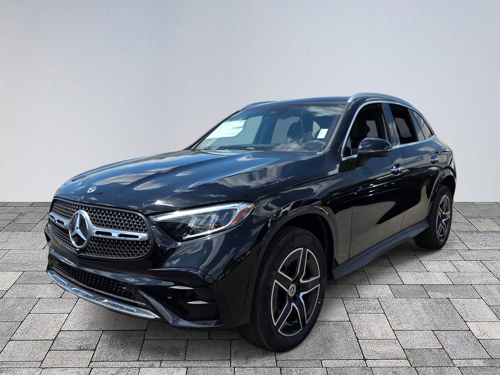 Certified 2026 Mercedes-Benz GLC 300 image 3