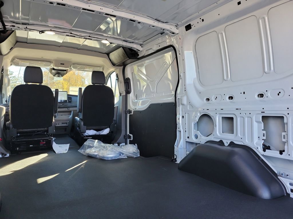 New 2025 Ford Transit 250 Low Roof AWD image 13