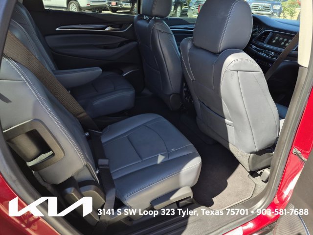 Used 2018 Buick Enclave Essence FWD image 16