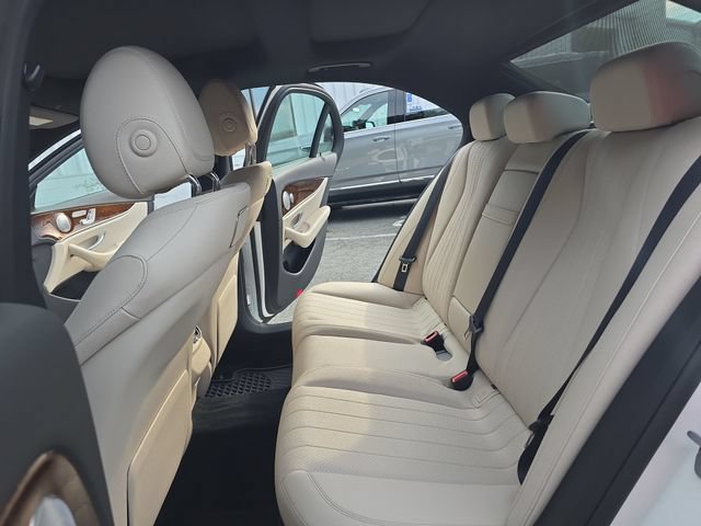 Used 2019 Mercedes-Benz E 300 image 15