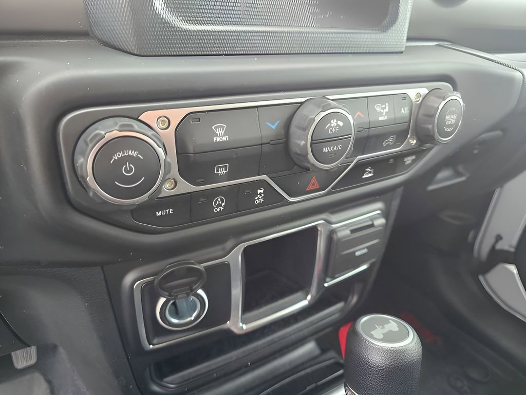 Used 2023 Jeep Wrangler Sport image 20