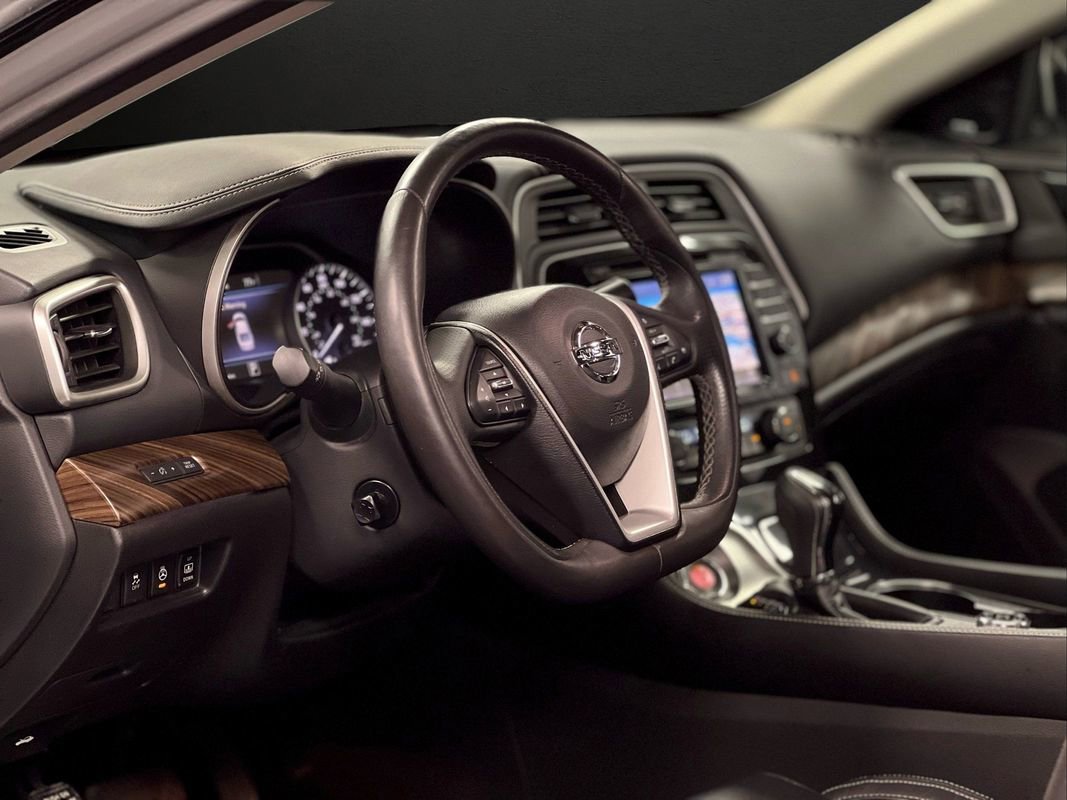 Used 2018 Nissan Maxima Platinum image 16