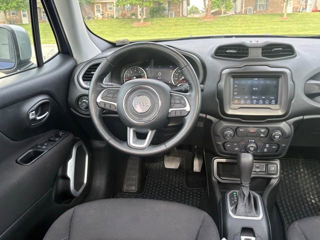 Used 2021 Jeep Renegade Latitude w/ Convenience Group FWD image 25