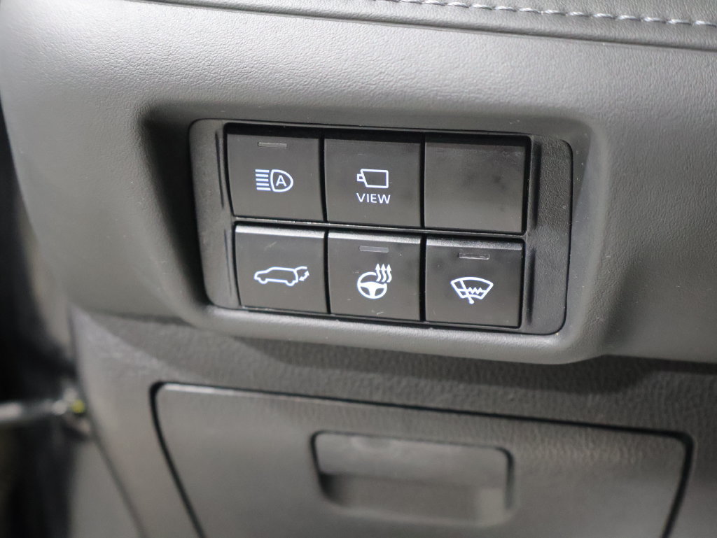 Used 2021 Toyota Highlander Limited AWD/4WD image 31