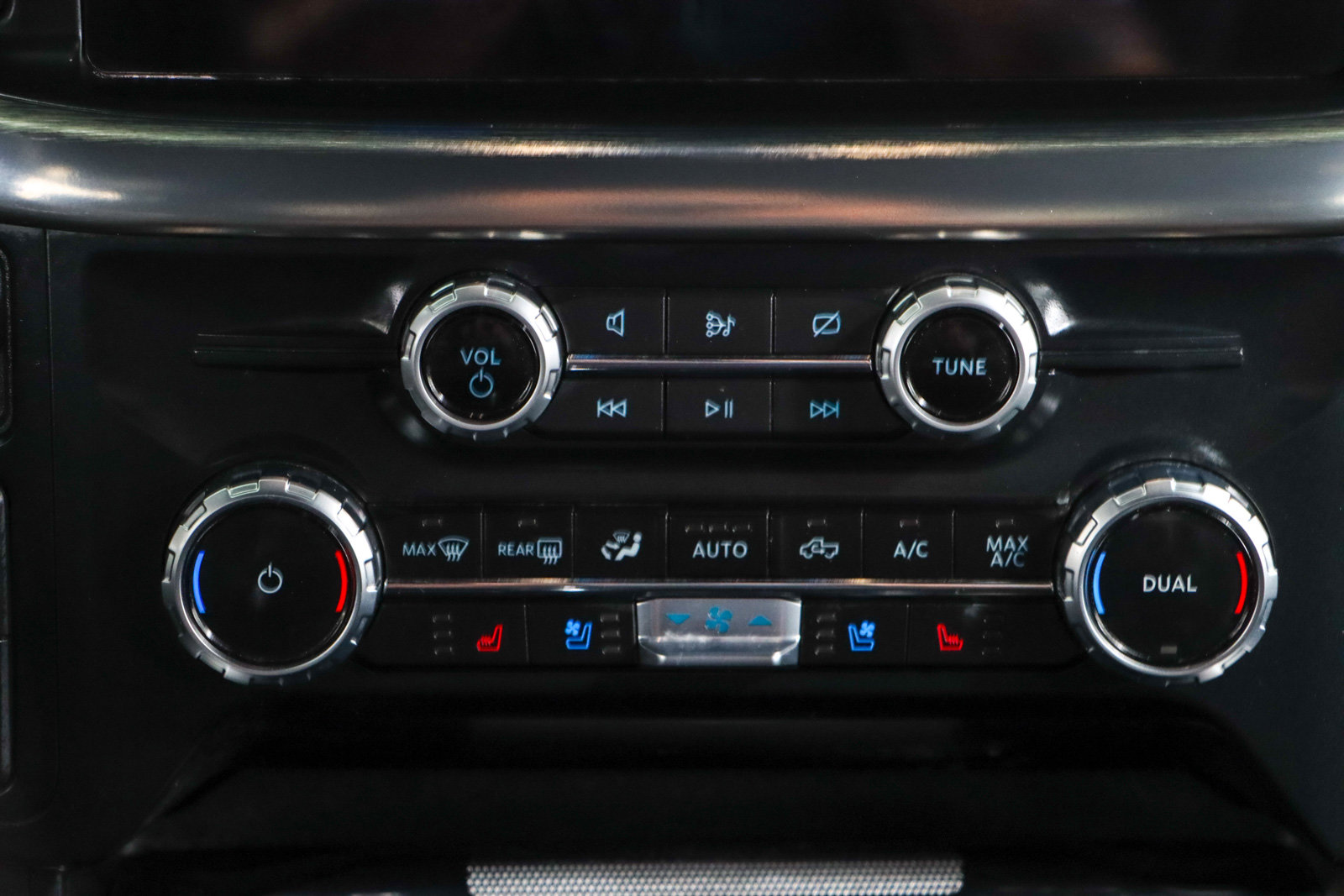 Used 2023 Ford F150 Lariat image 21