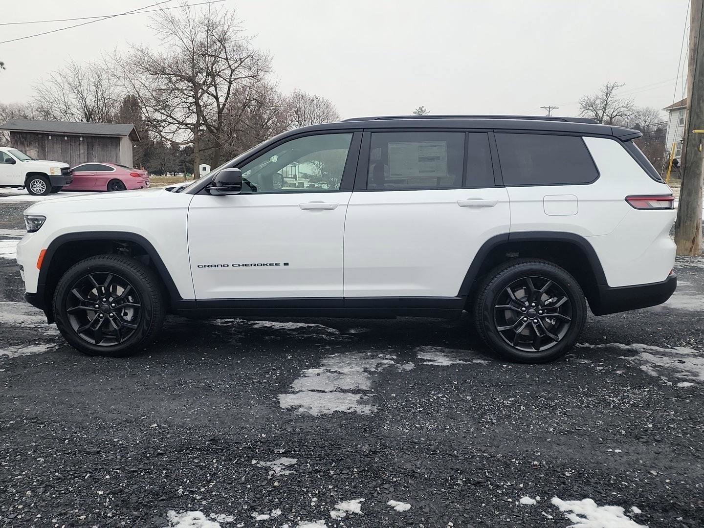 New 2025 Jeep Grand Cherokee L Limited image 8