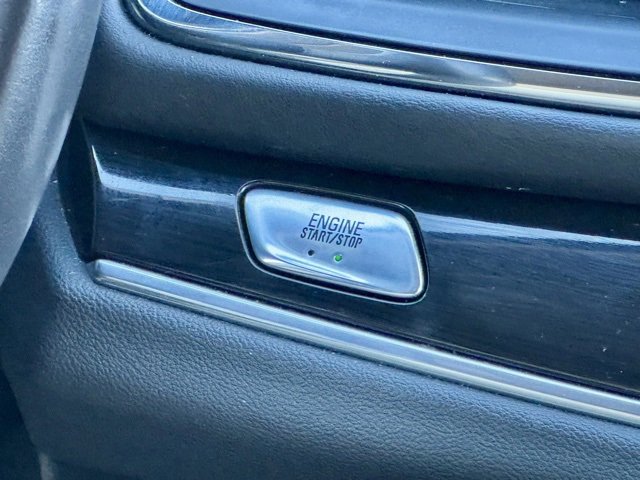 Used 2020 Buick Enclave Essence w/ Sound and Sites Package image 21