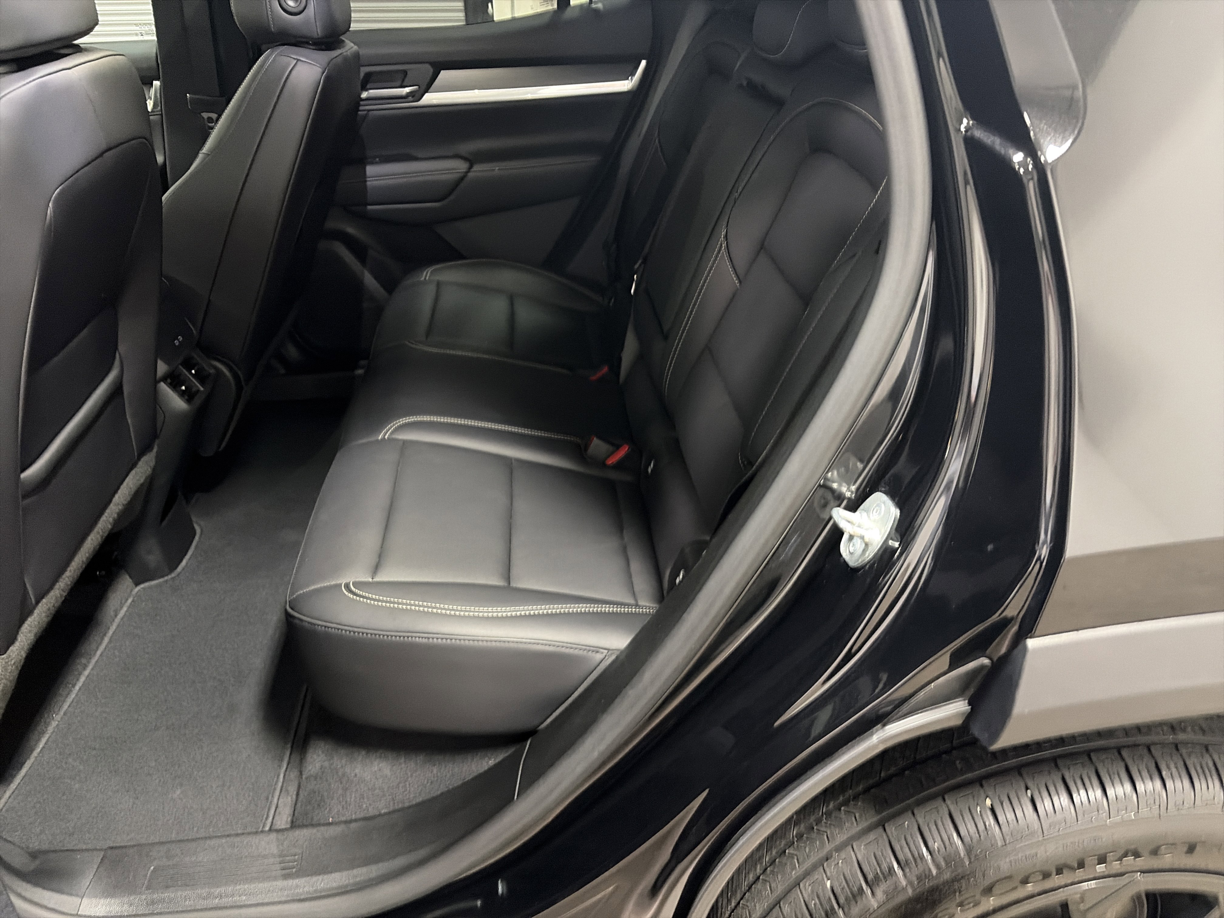 Used 2026 GMC Terrain Elevation w/ Elevation Premium Package image 26