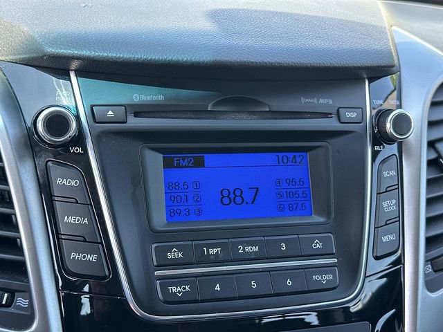 Used 2016 Hyundai Elantra GT FWD image 21