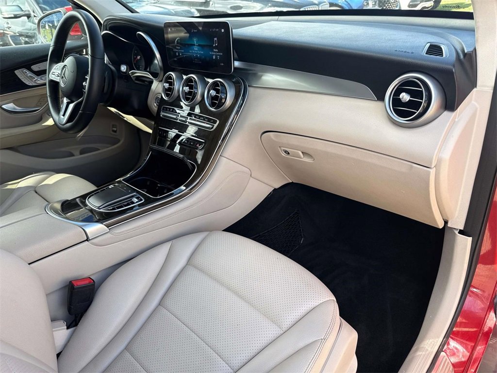Used 2020 Mercedes-Benz GLC 300 w/ Multimedia Package image 13