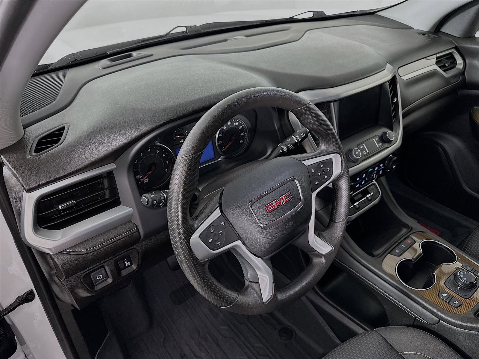 Used 2023 GMC Acadia SLE w/ Driver Convenience Package image 23