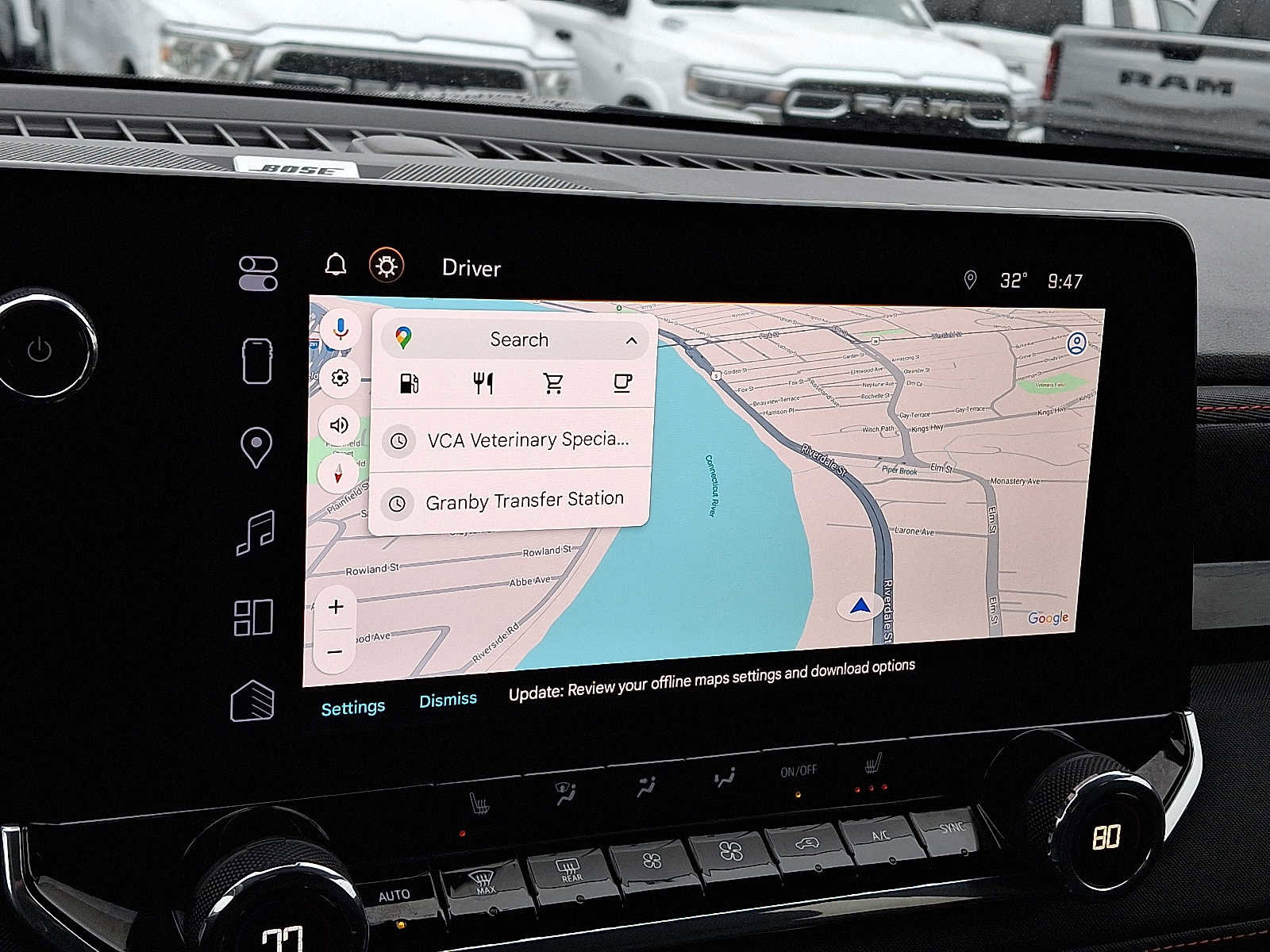 Used 2024 Chevrolet Colorado Z71 w/ Z71 Convenience Package 2 image 17