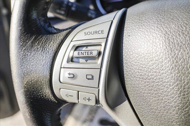 Used 2016 Nissan Rogue SL w/ SL Premium Package image 14