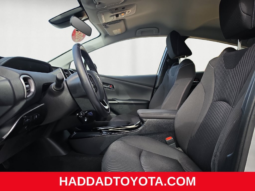 Used 2022 Toyota Prius Prime LE FWD image 10