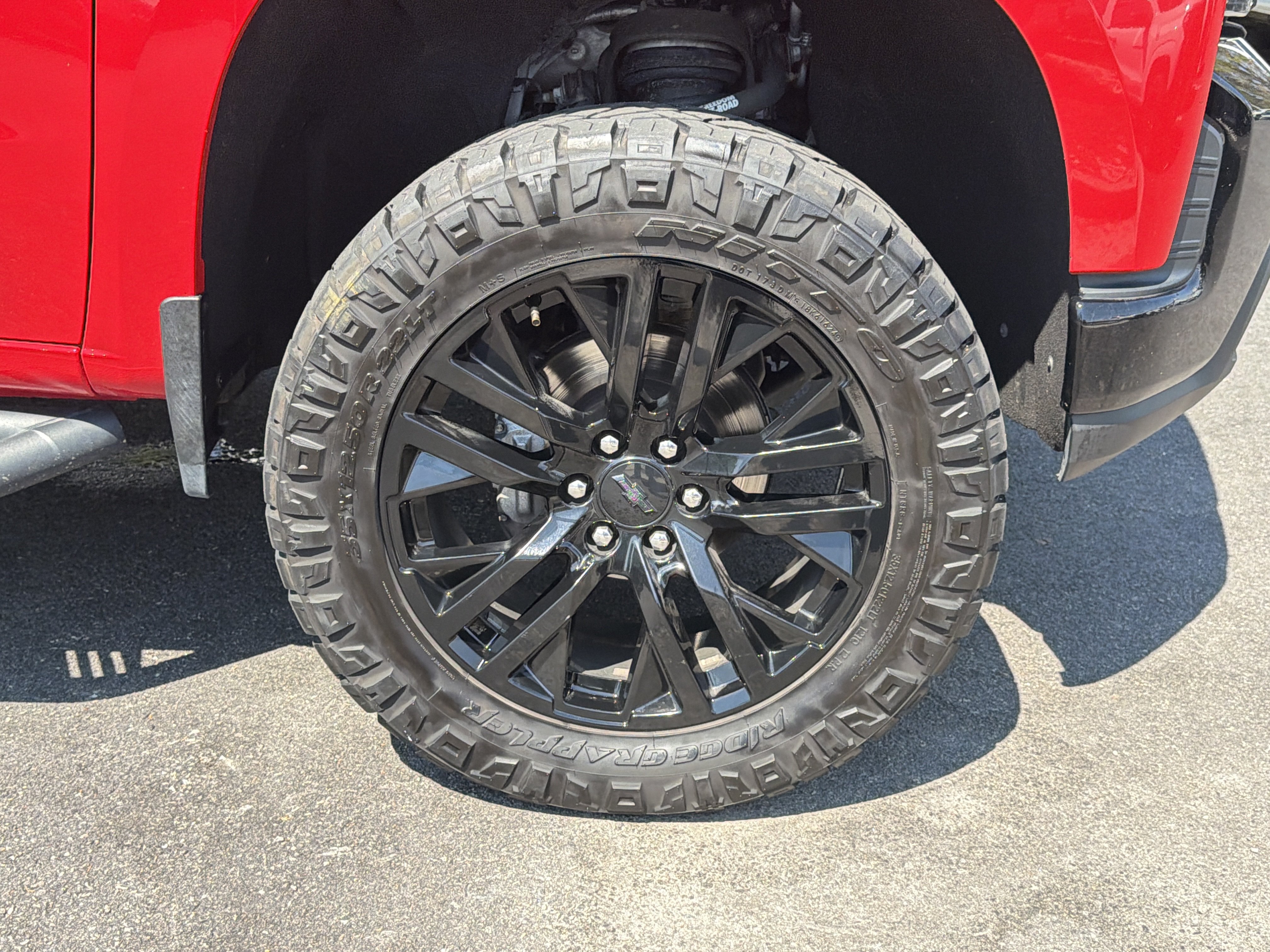 Used 2020 Chevrolet Silverado 1500 Custom Trail Boss w/ Custom Convenience Package AWD/4WD image 13