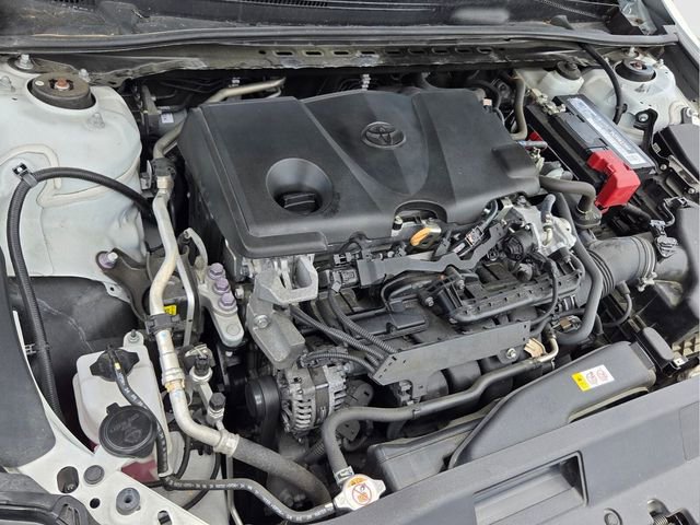 Used 2021 Toyota Camry LE FWD image 21