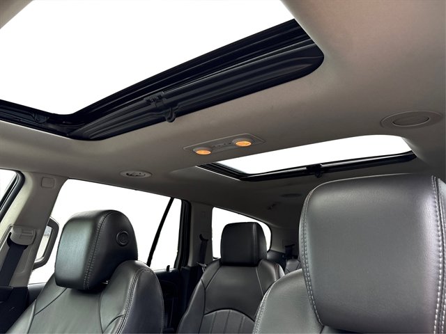 Used 2017 Buick Enclave Leather AWD/4WD image 33