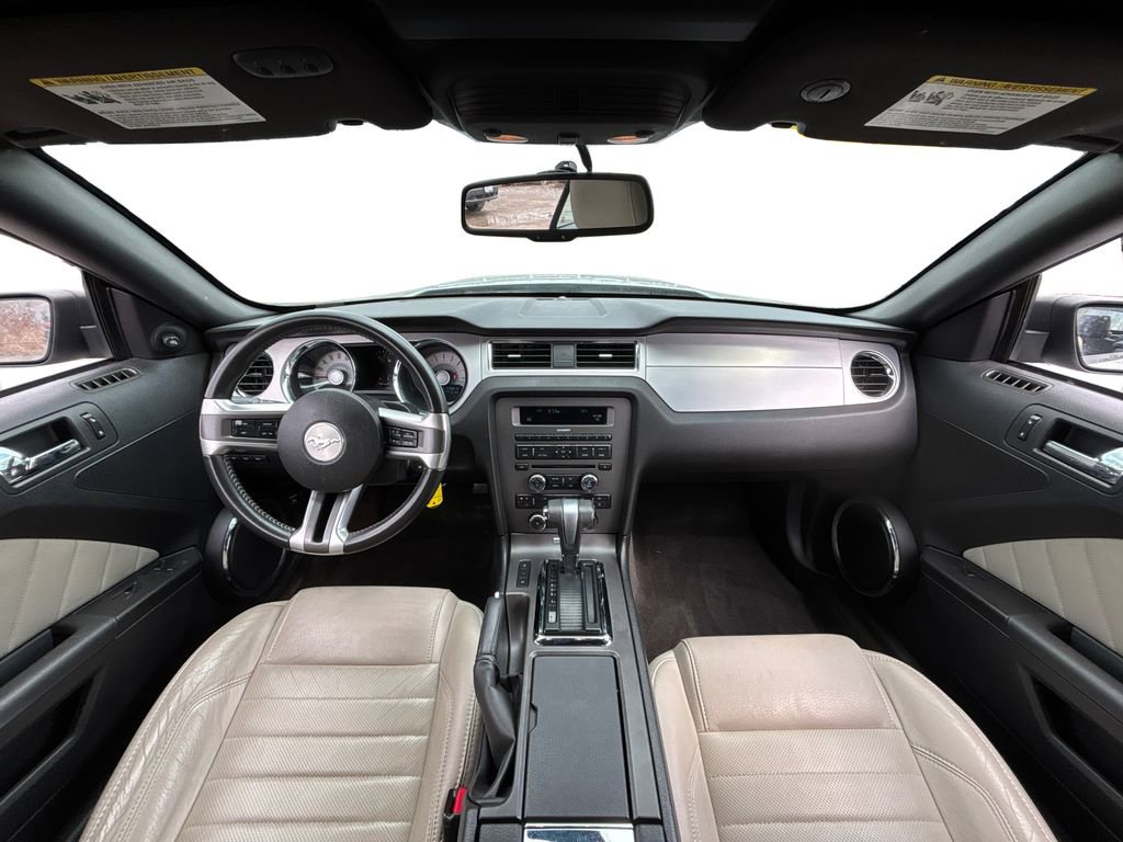 Used 2012 Ford Mustang Premium image 15