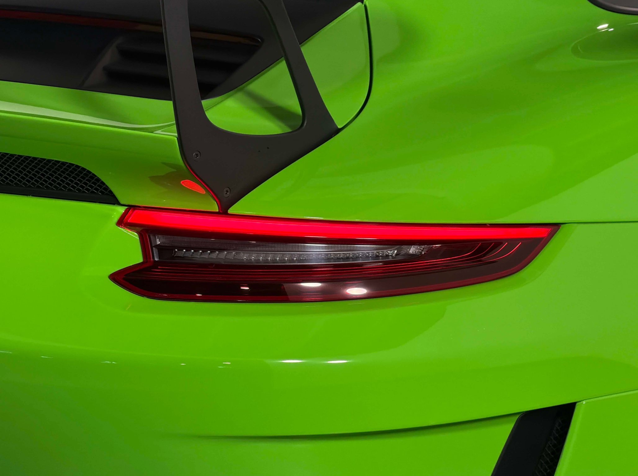 Used 2019 Porsche 911 GT3 RS RWD image 12