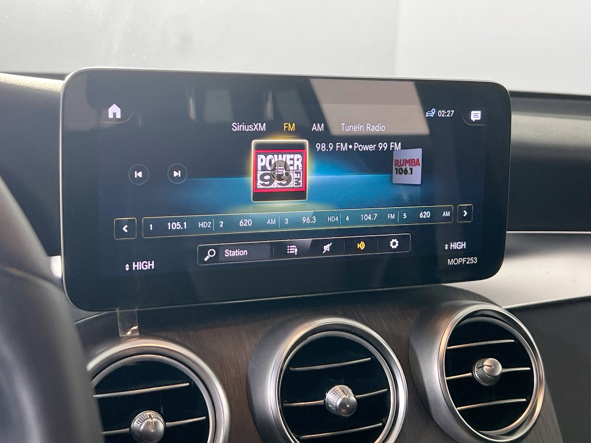 Used 2022 Mercedes-Benz GLC 300 4MATIC image 15