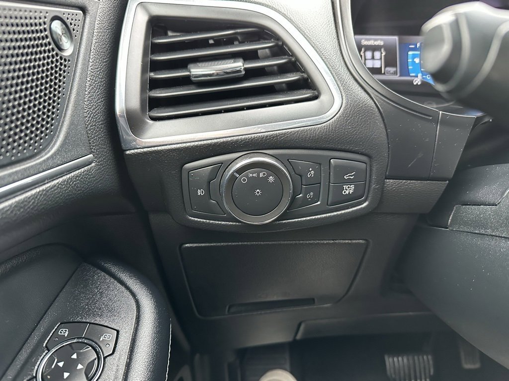 Used 2022 Ford Edge Titanium w/ Equipment Group 301A image 28