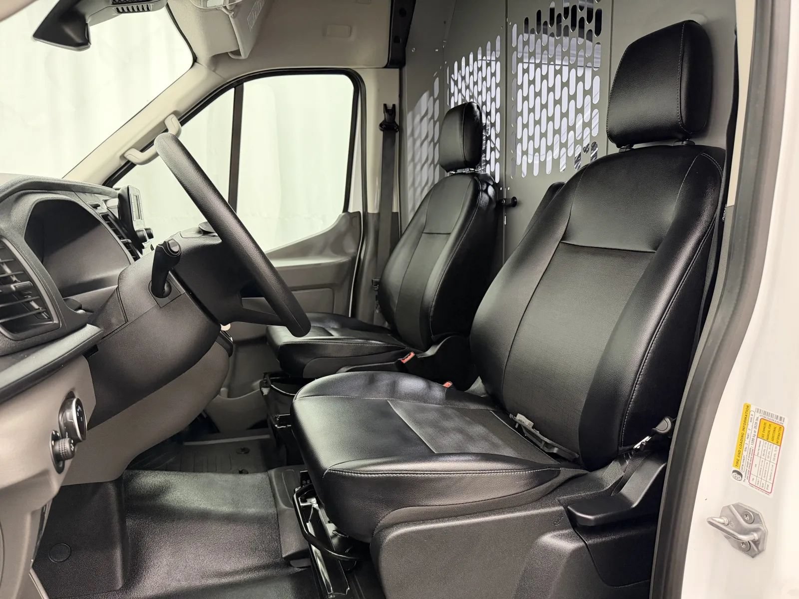 Used 2024 Ford Transit 250 148 High Roof Extended RWD image 10