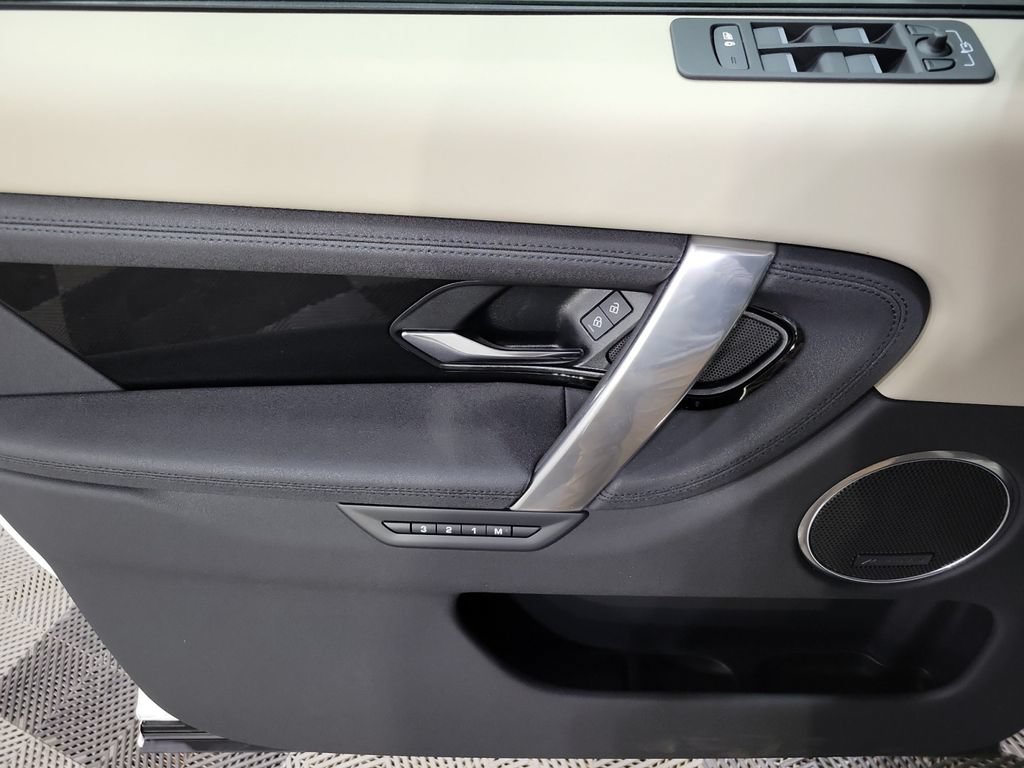 New 2025 Land Rover Discovery Sport S AWD/4WD image 14