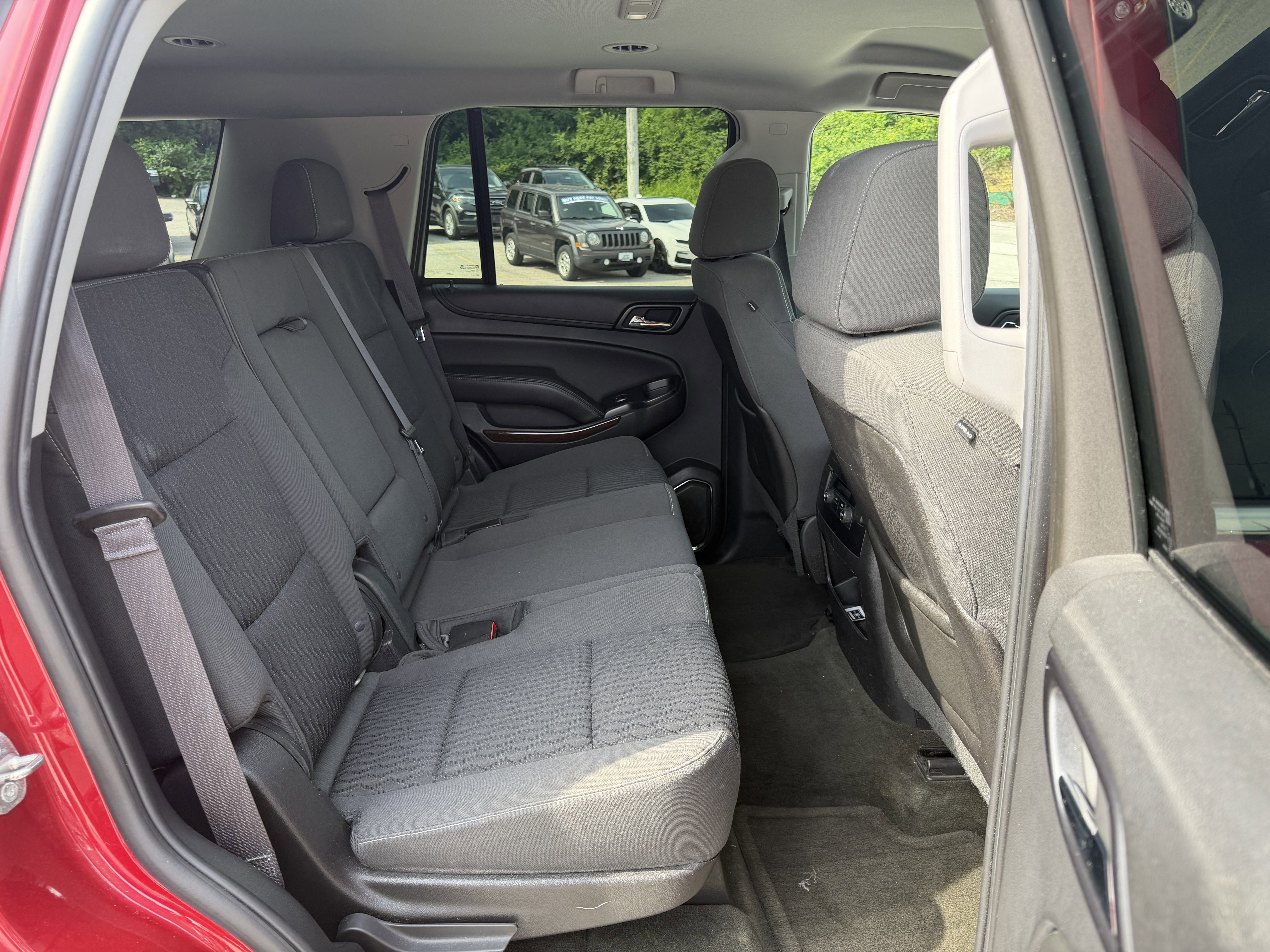 Used 2015 GMC Yukon SLE w/ Convenience Package AWD/4WD image 10