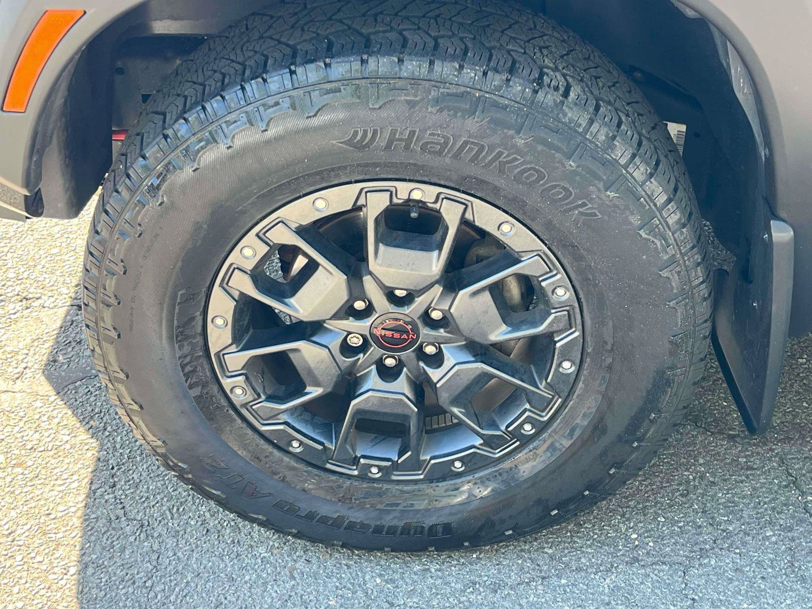 Used 2023 Nissan Frontier PRO-4X w/ Pro-4X Premium Package AWD/4WD image 6