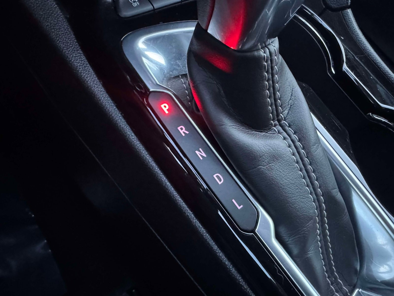 Used 2021 Buick Encore GX Preferred w/ Cold Weather Comfort Package image 33