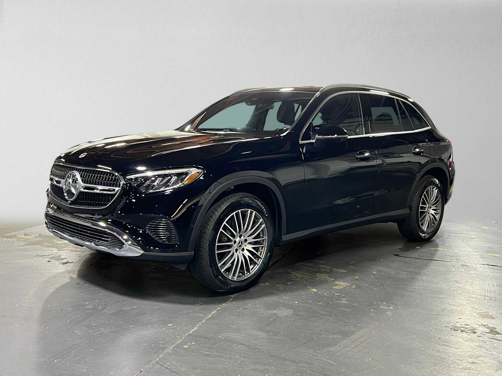 Used 2026 Mercedes-Benz GLC 300 4MATIC image 7