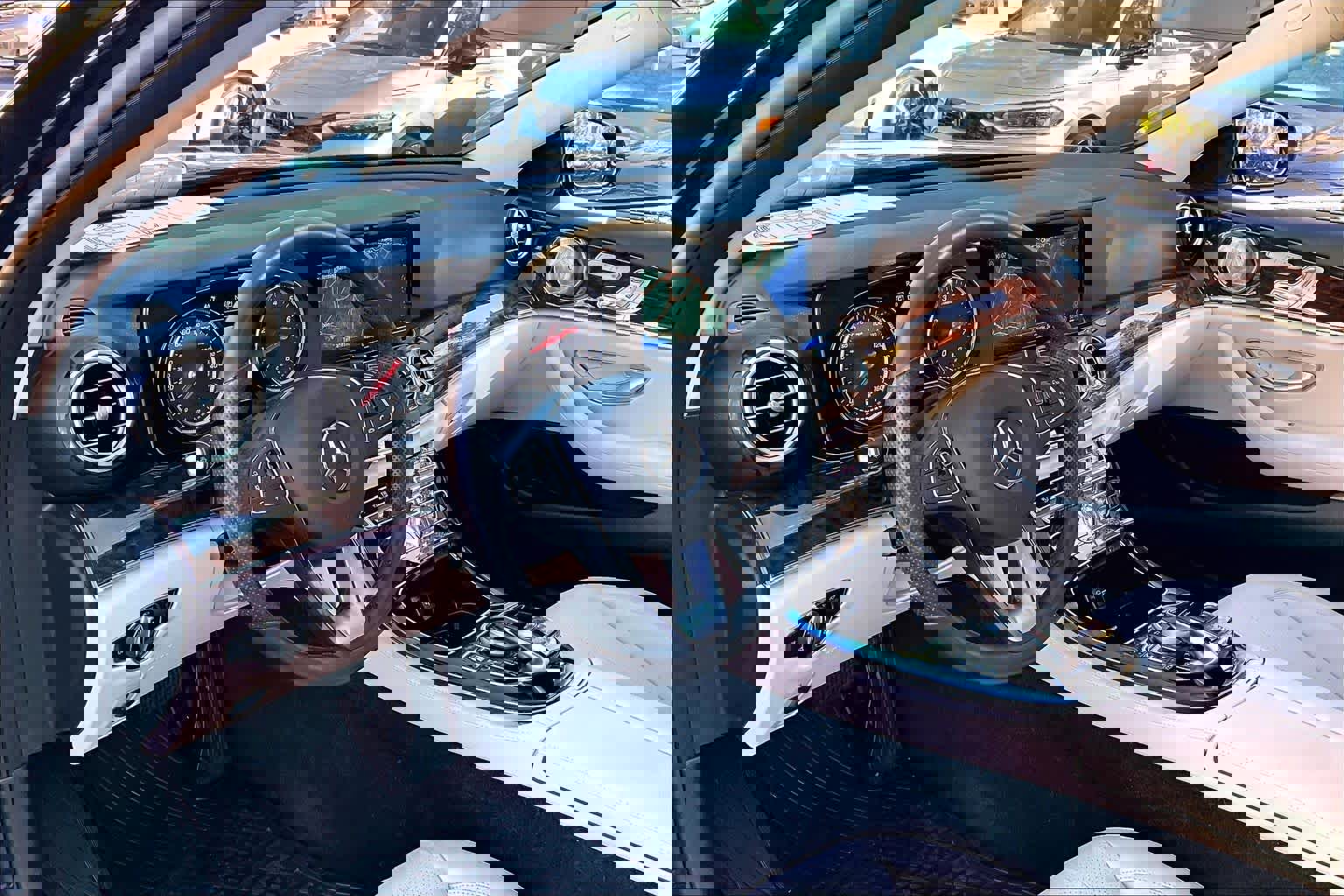 Used 2018 Mercedes-Benz E 300 image 17