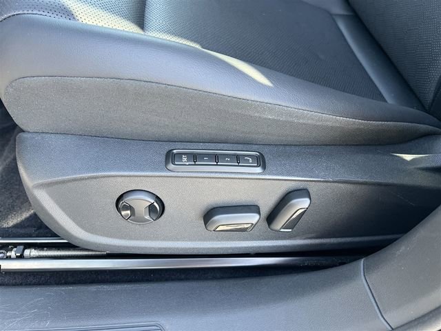 Used 2021 Volkswagen ID.4 Pro S image 18