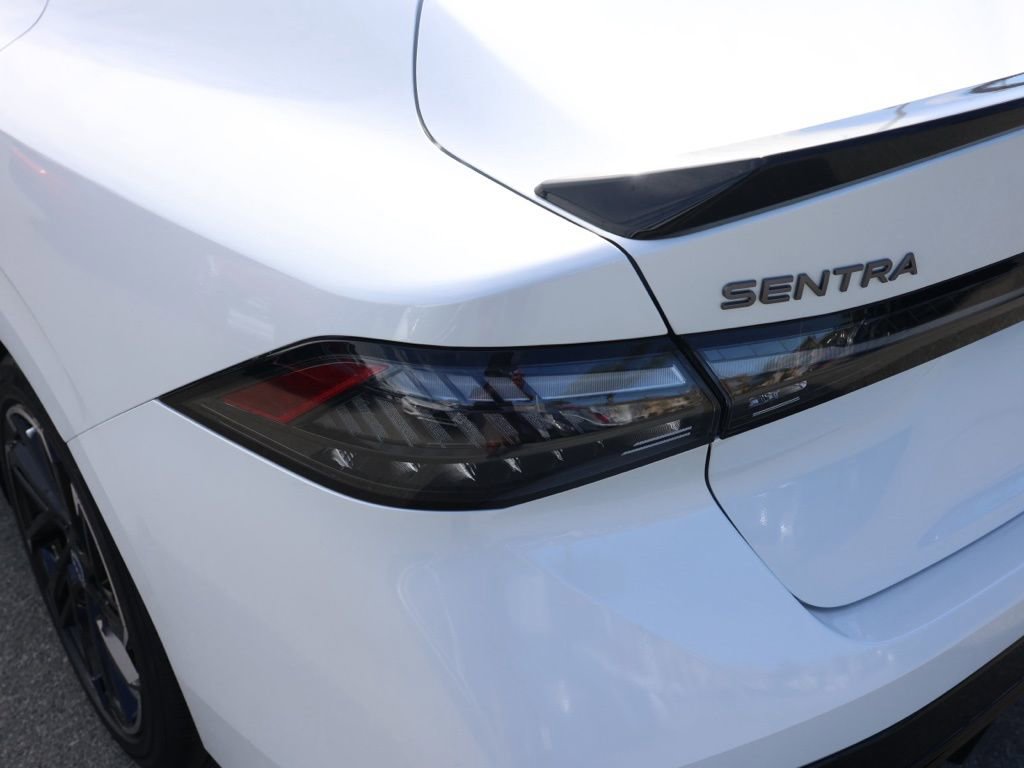 New 2026 Nissan Sentra SR image 7