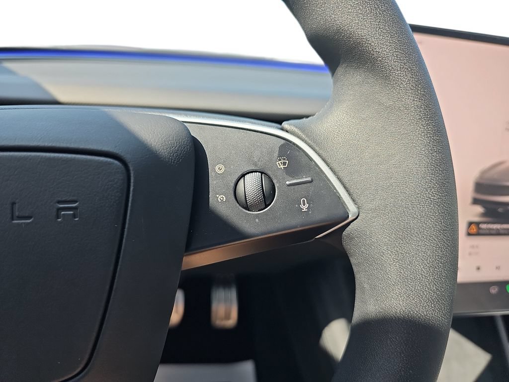 Used 2025 Tesla Model 3 Performance AWD/4WD image 18