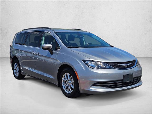 Used 2020 Chrysler Voyager LX w/ Cold Weather Group FWD video 3