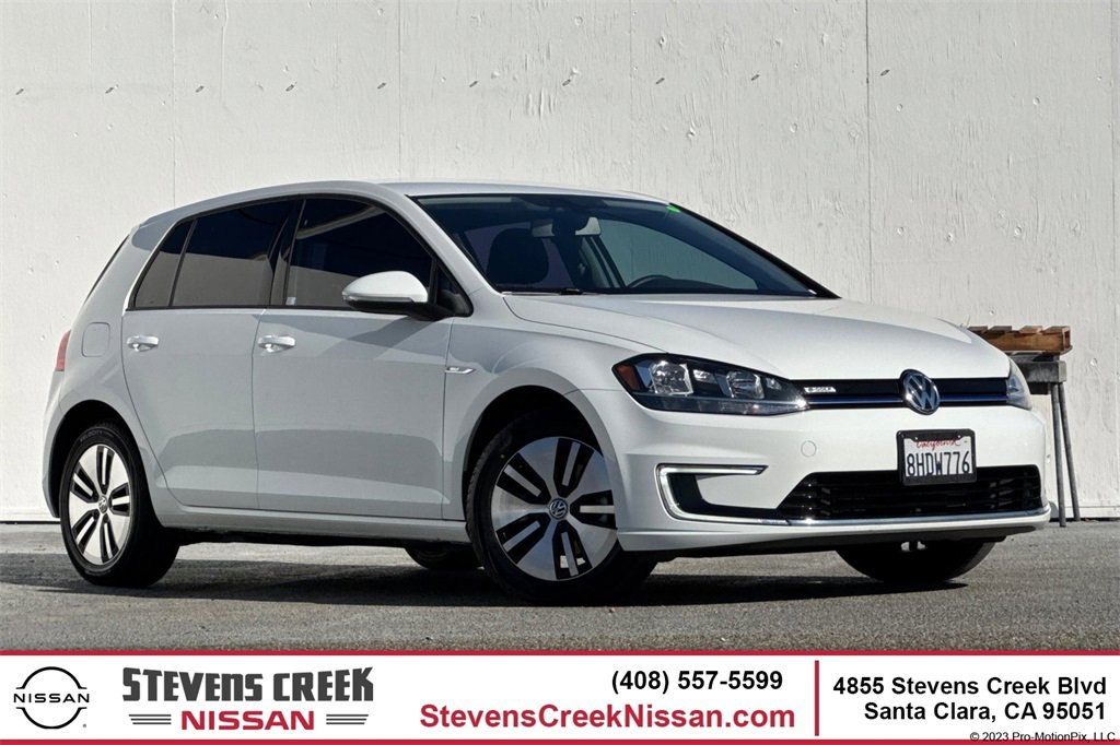 Used 2018 Volkswagen e-Golf SE