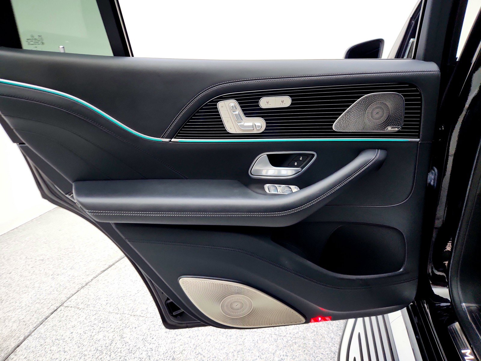 Certified 2021 Mercedes-Benz Maybach GLS 600 4MATIC image 24