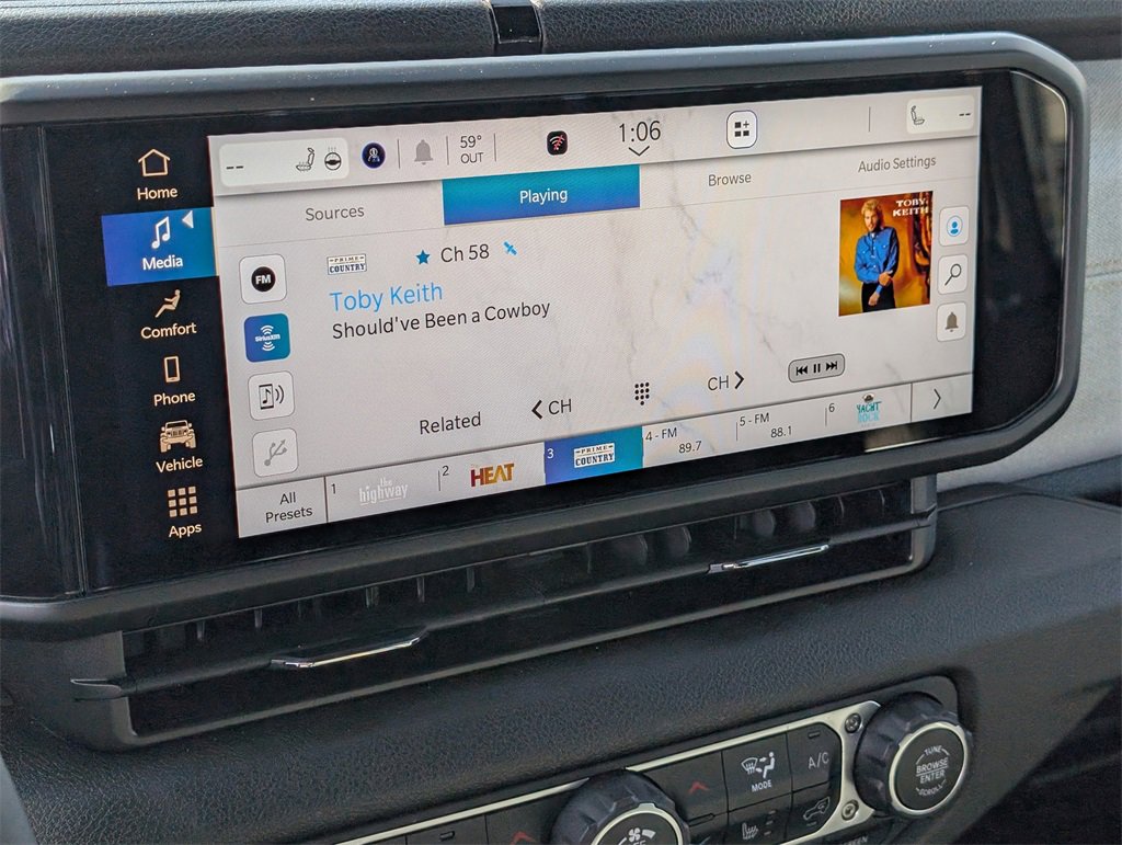 Used 2025 Jeep Wrangler Sport S image 21