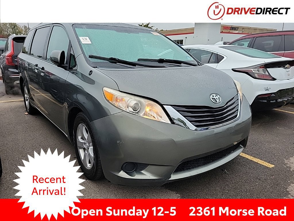 Used 2014 Toyota Sienna LE
