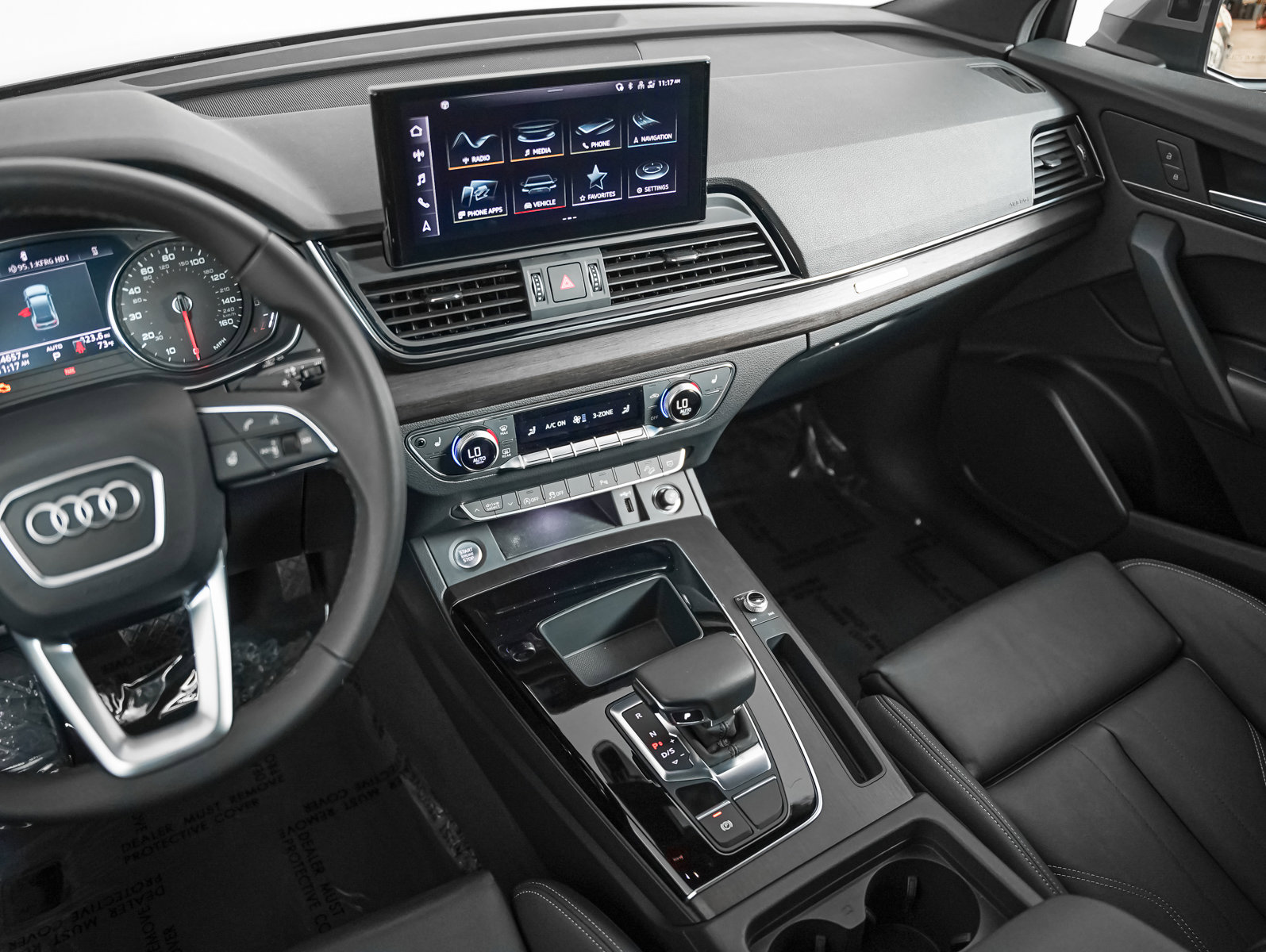 Certified 2023 Audi Q5 2.0T Premium w/ Convenience Package image 14