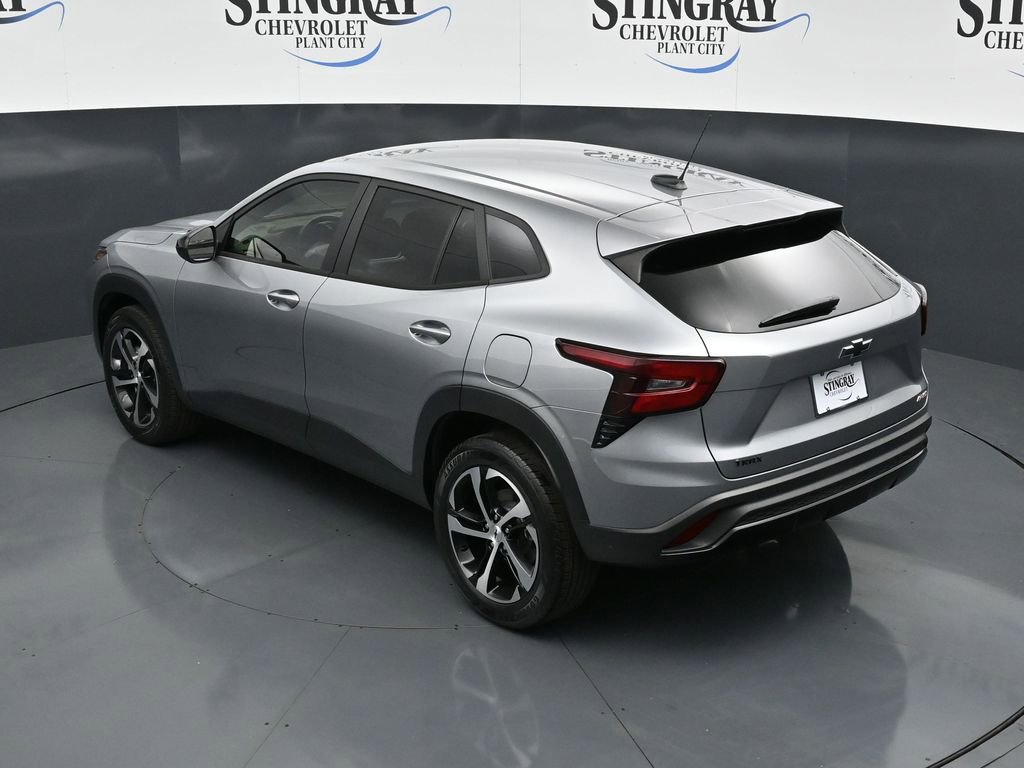 Used 2024 Chevrolet Trax RS w/ Driver Confidence Package image 13