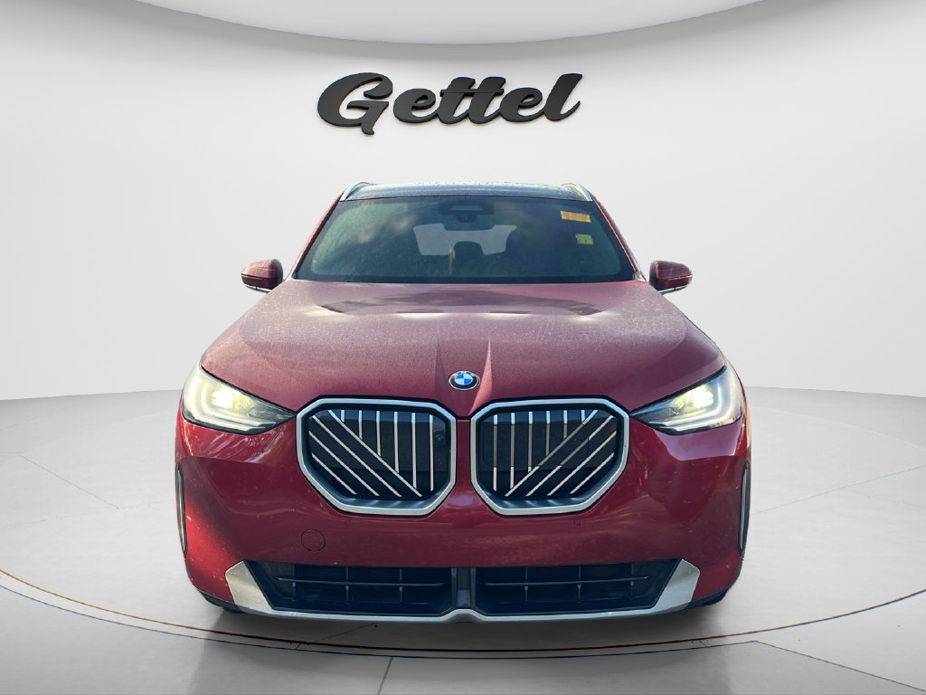 Used 2025 BMW X3 xDrive30i w/ Premium Package AWD/4WD image 2